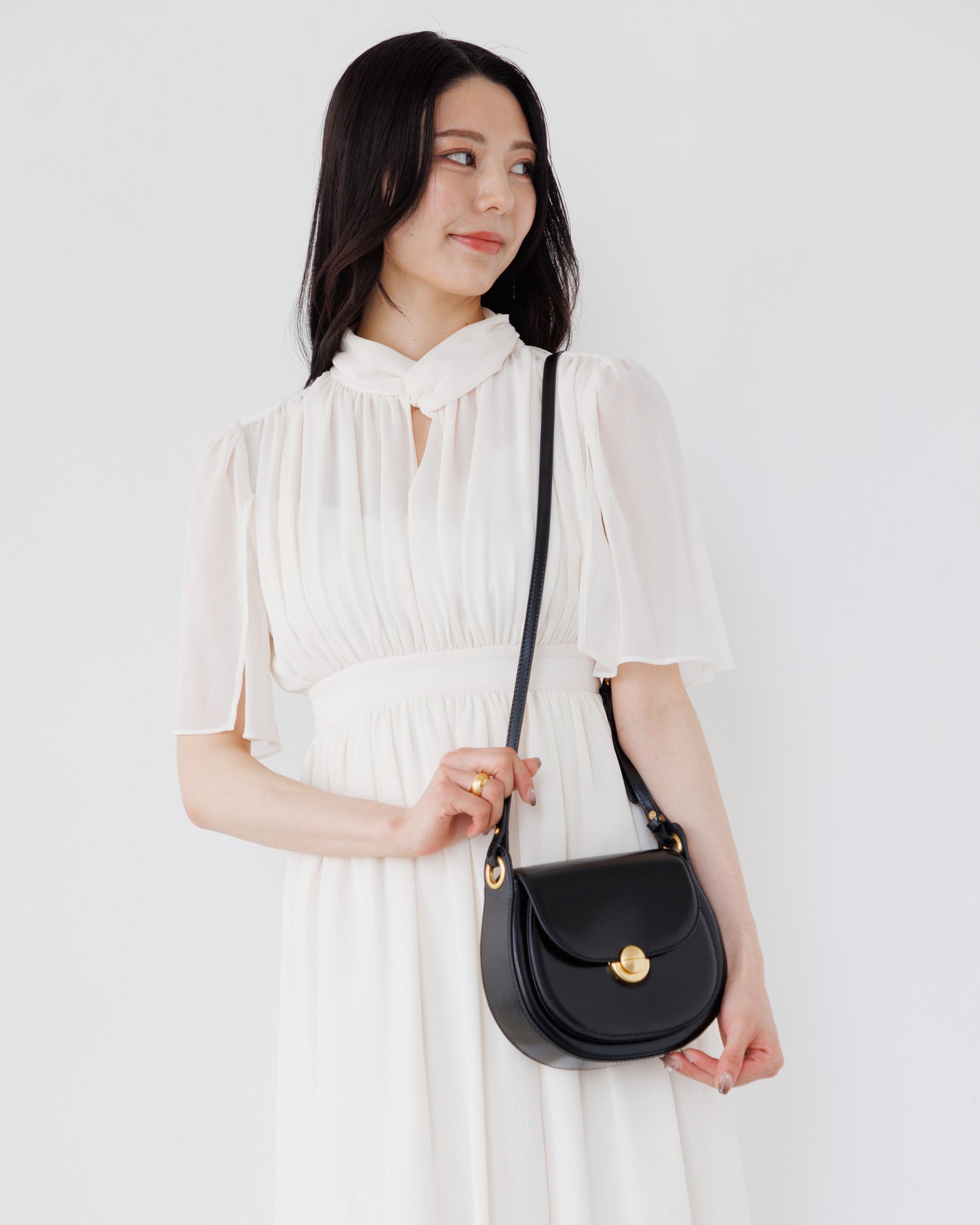 【10%OFF&返品OK】レザーサドルバッグ