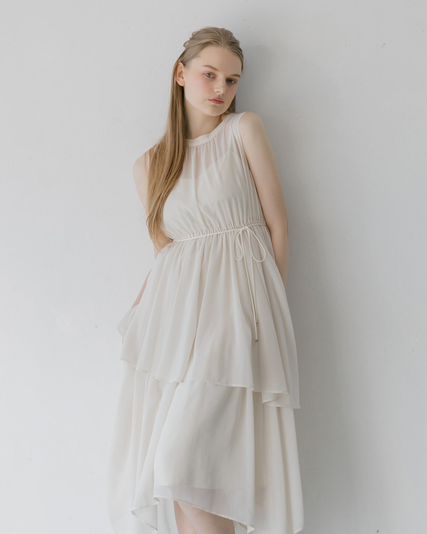 【30%OFF】ノースリーブシフォンギャザーワンピース