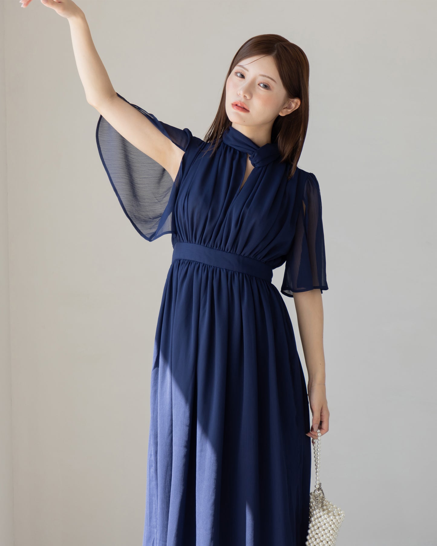 【60%OFF】スリットスリーブシフォンワンピース