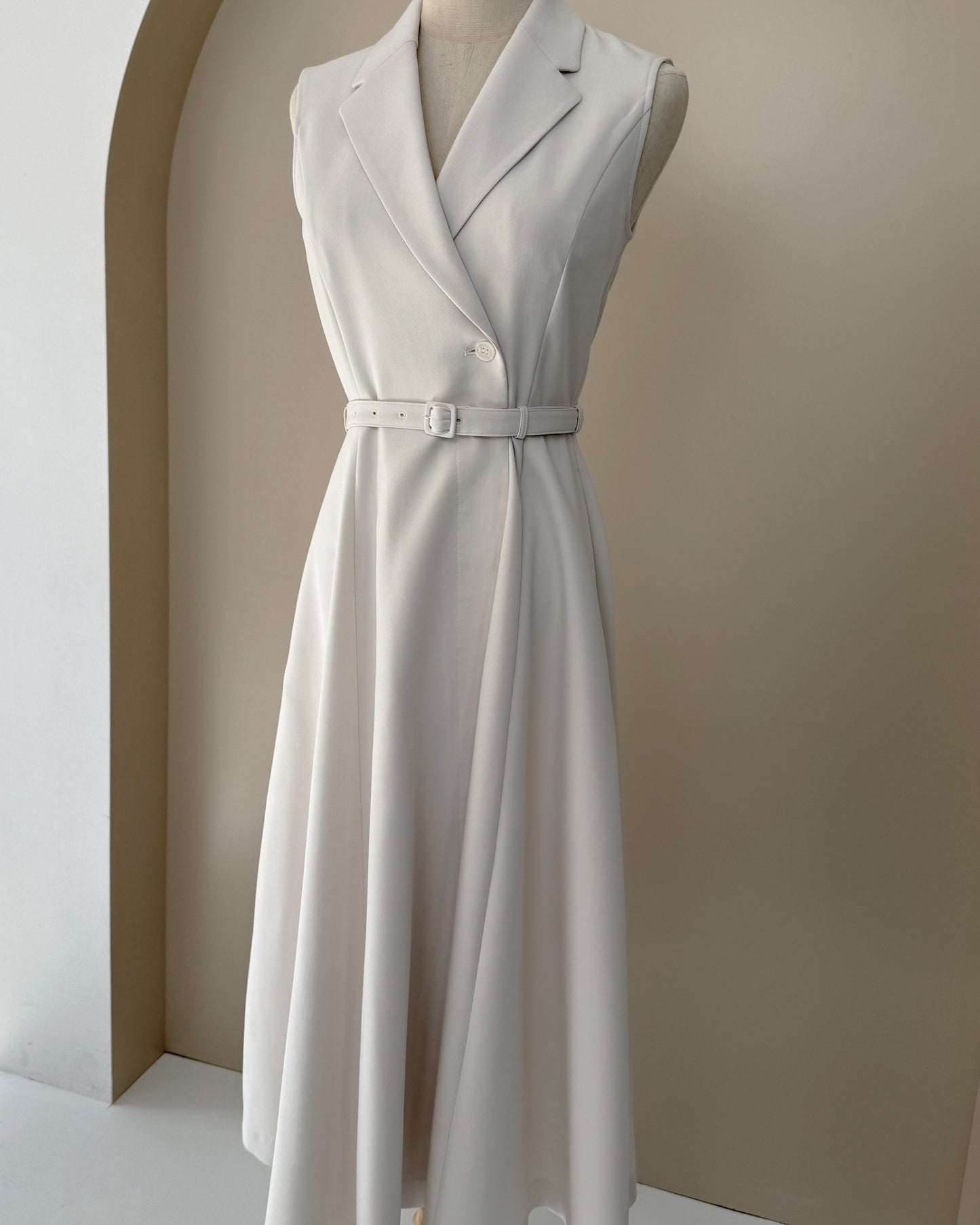 ノースリーブトレンチロングワンピース