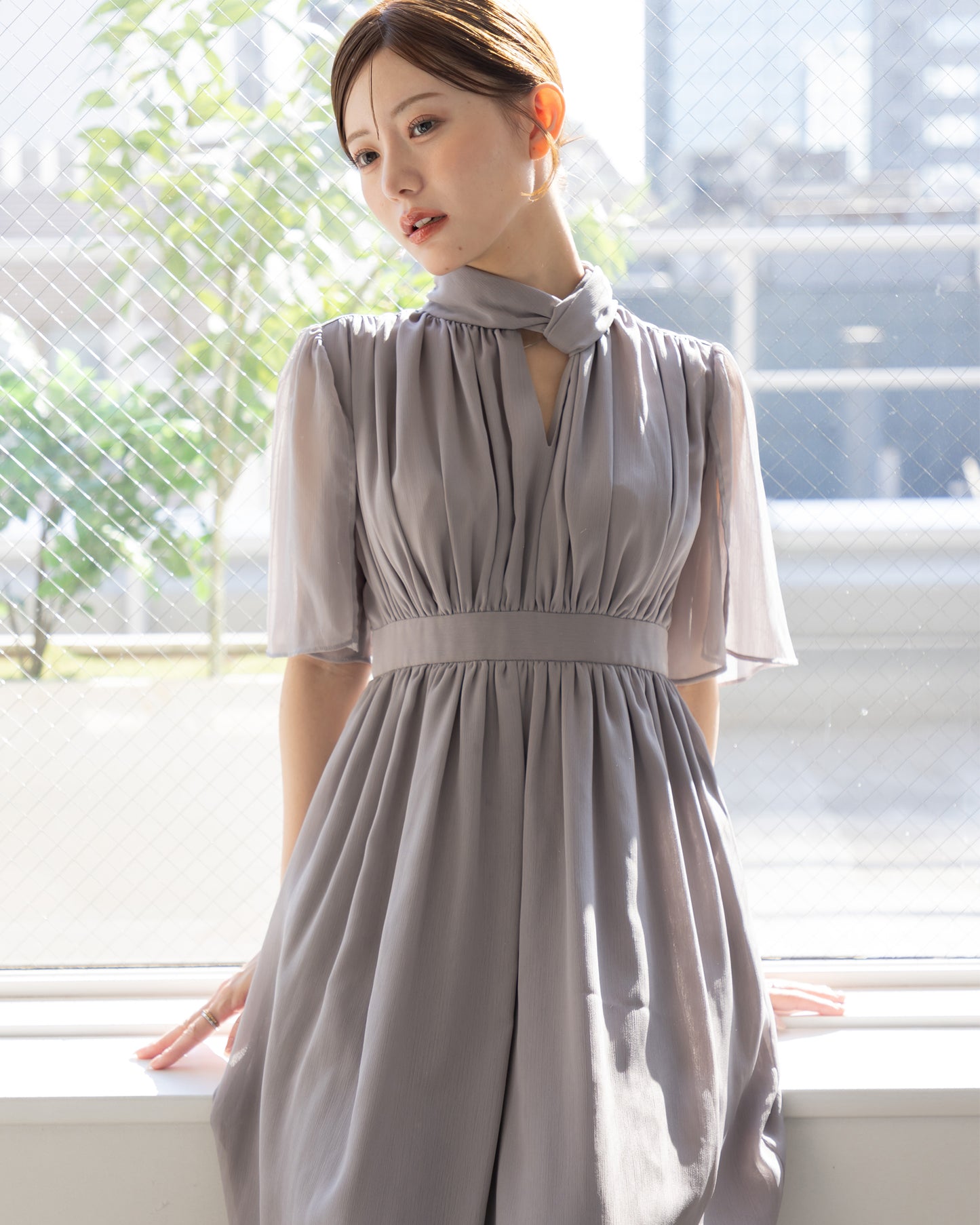 【60%OFF】スリットスリーブシフォンワンピース