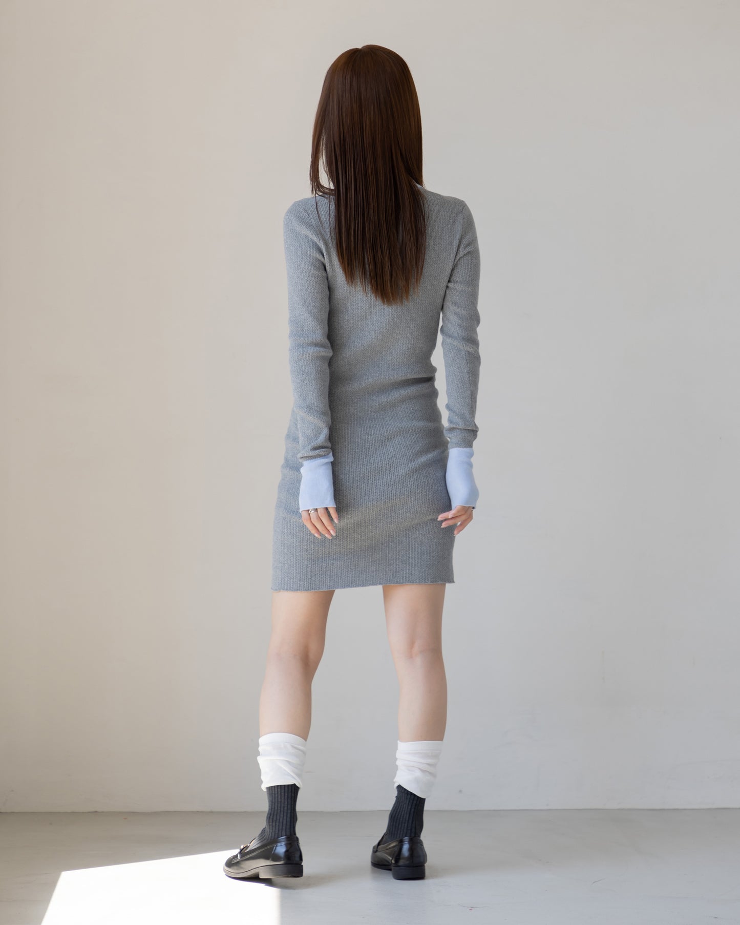 【NEW ARRIVAL】バイカラーニットミニワンピース