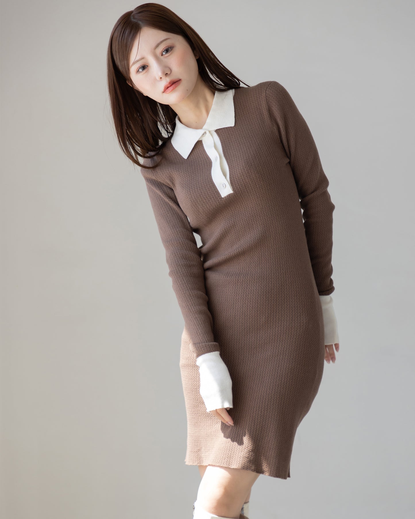 【NEW ARRIVAL】バイカラーニットミニワンピース