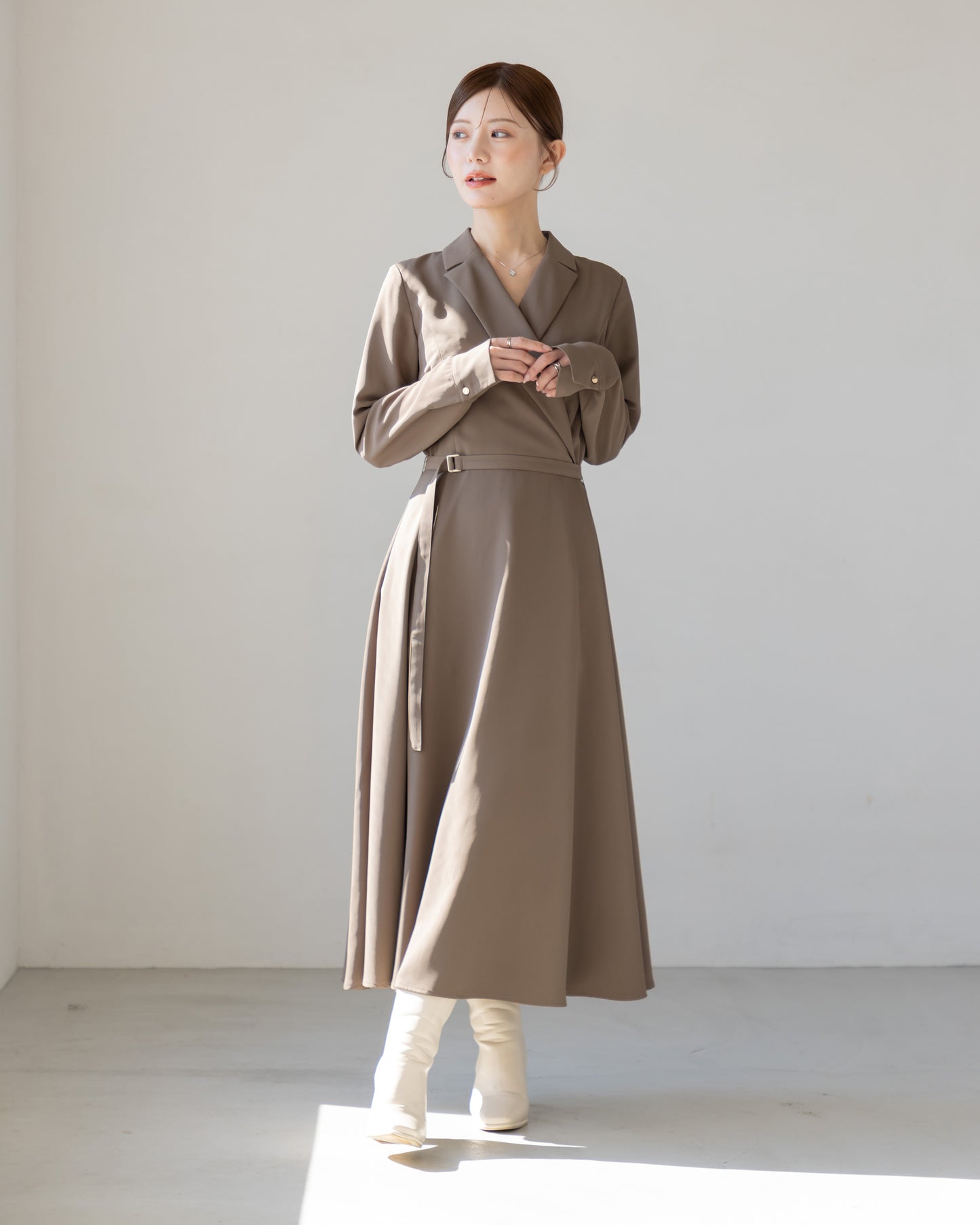 【NEW ARRIVAL】ロングスリーブトレンチフレアワンピース