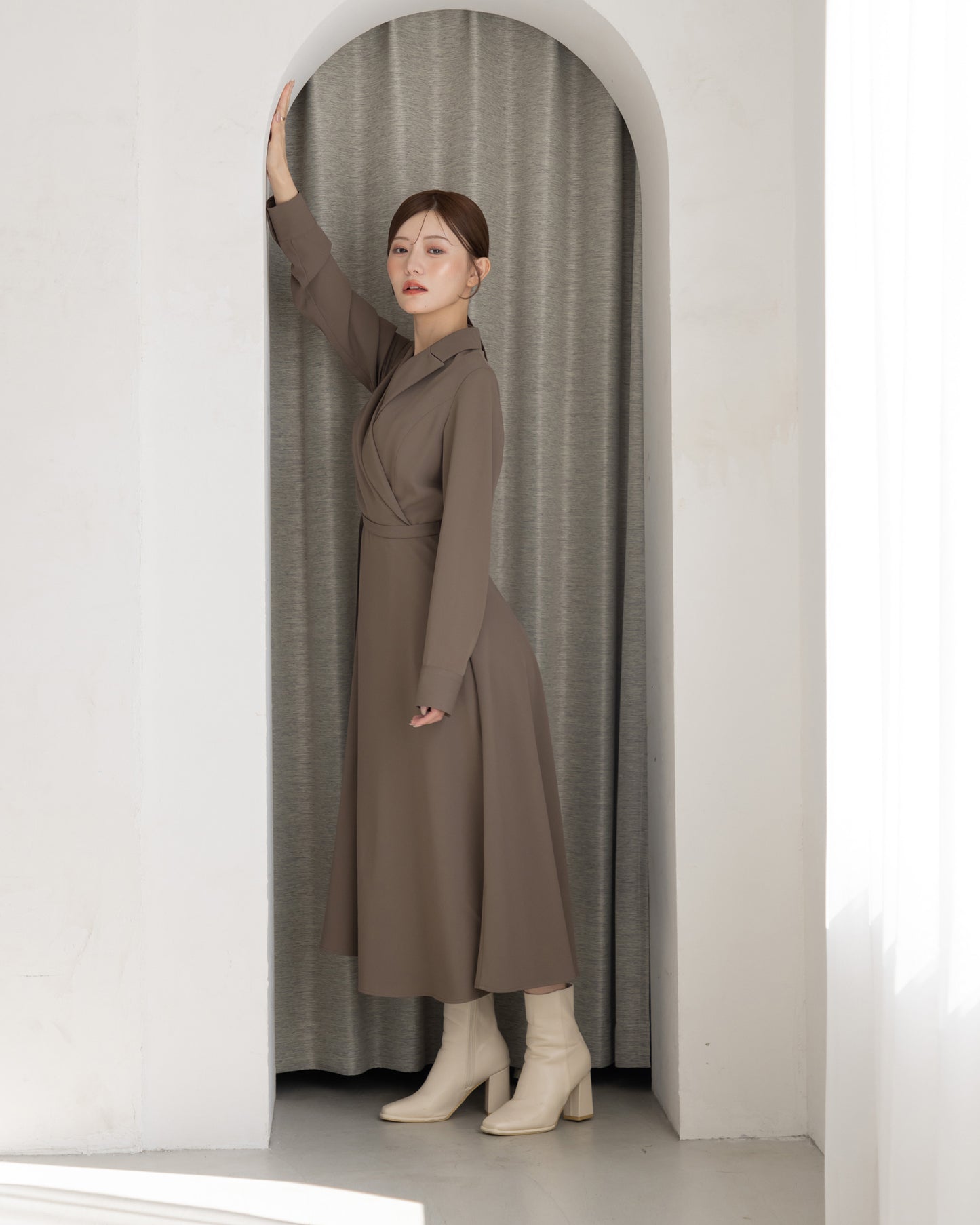 【NEW ARRIVAL】ロングスリーブトレンチフレアワンピース