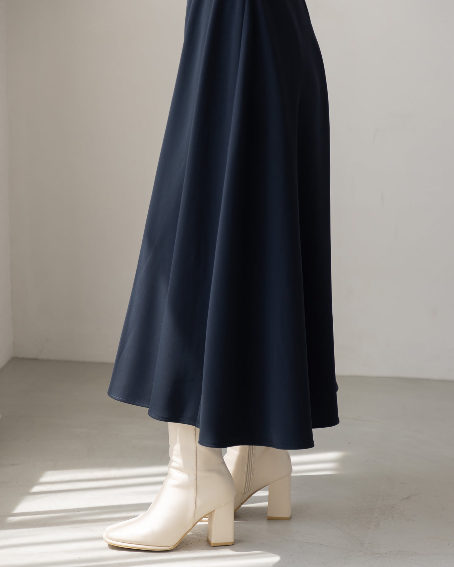 【NEW ARRIVAL】ロングスリーブトレンチフレアワンピース