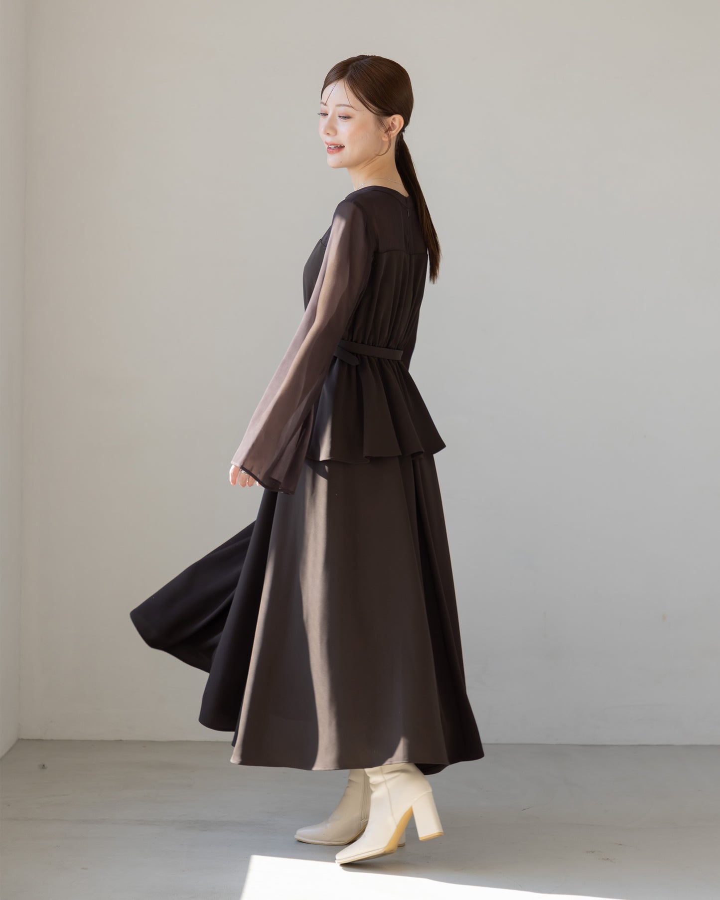 【NEW ARRIVAL】ペプラムシフォンボリュームワンピース