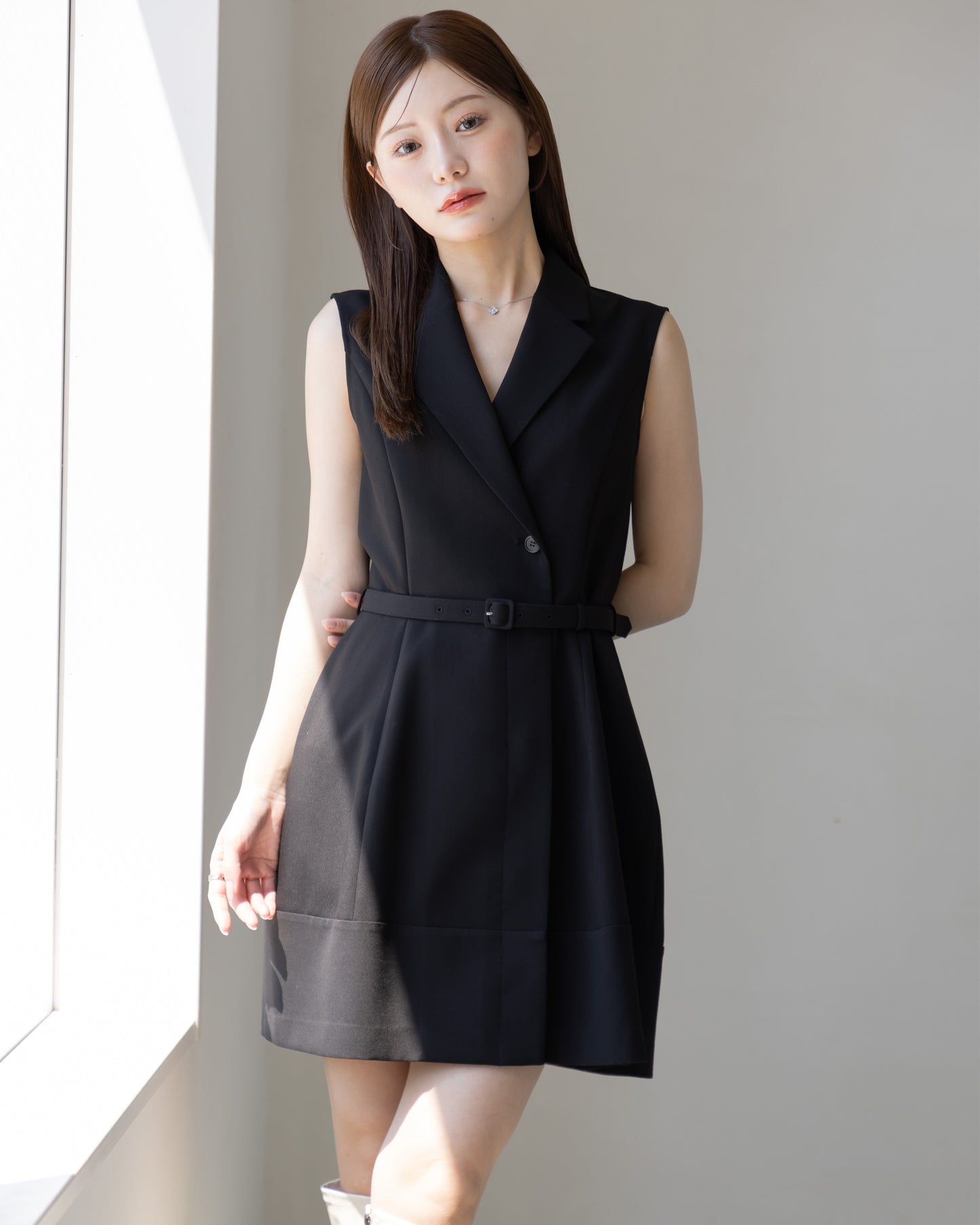 【NEW ARRIVAL】ノースリーブトレンチミニワンピース