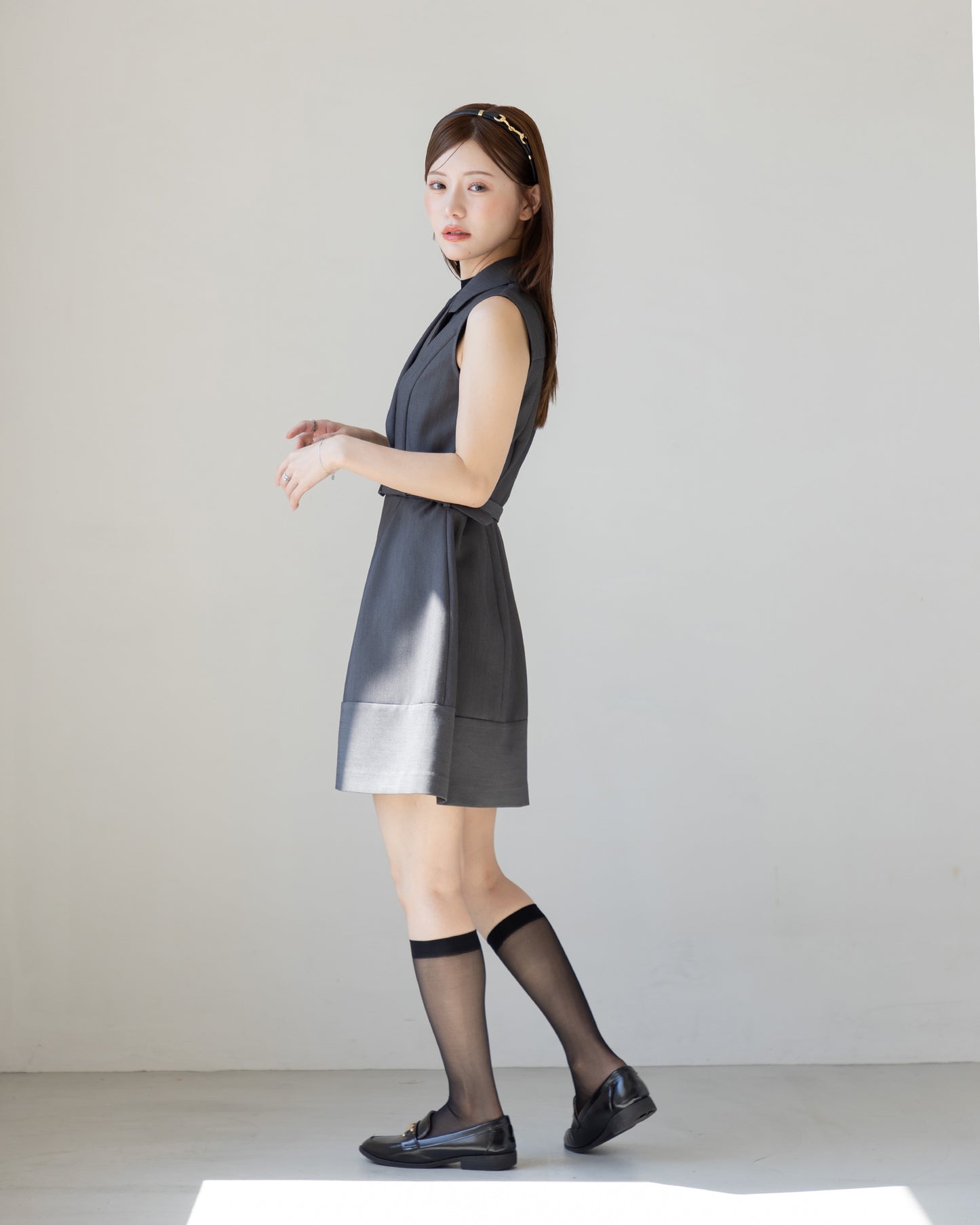 【NEW ARRIVAL】ノースリーブトレンチミニワンピース