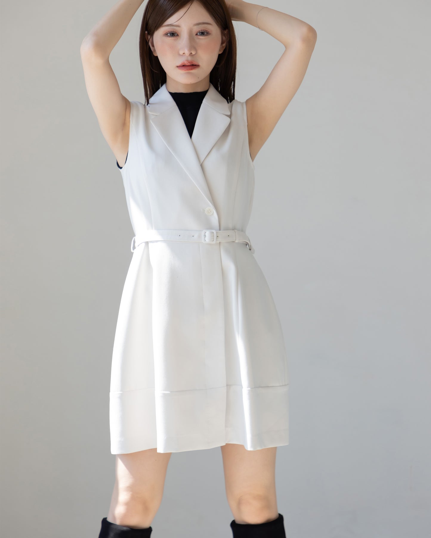 【NEW ARRIVAL】ノースリーブトレンチミニワンピース