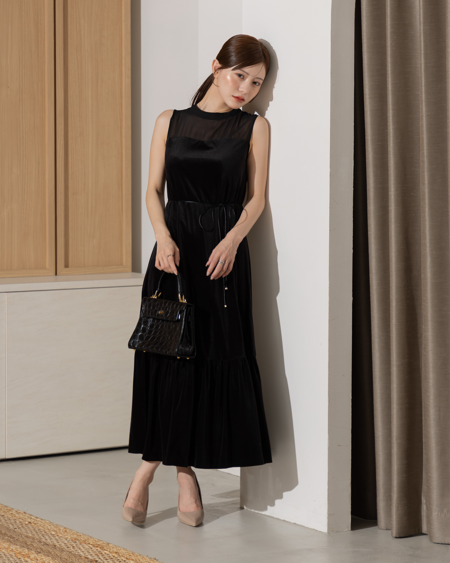【NEW ARRIVAL】ノースリーブシアーベロアワンピース