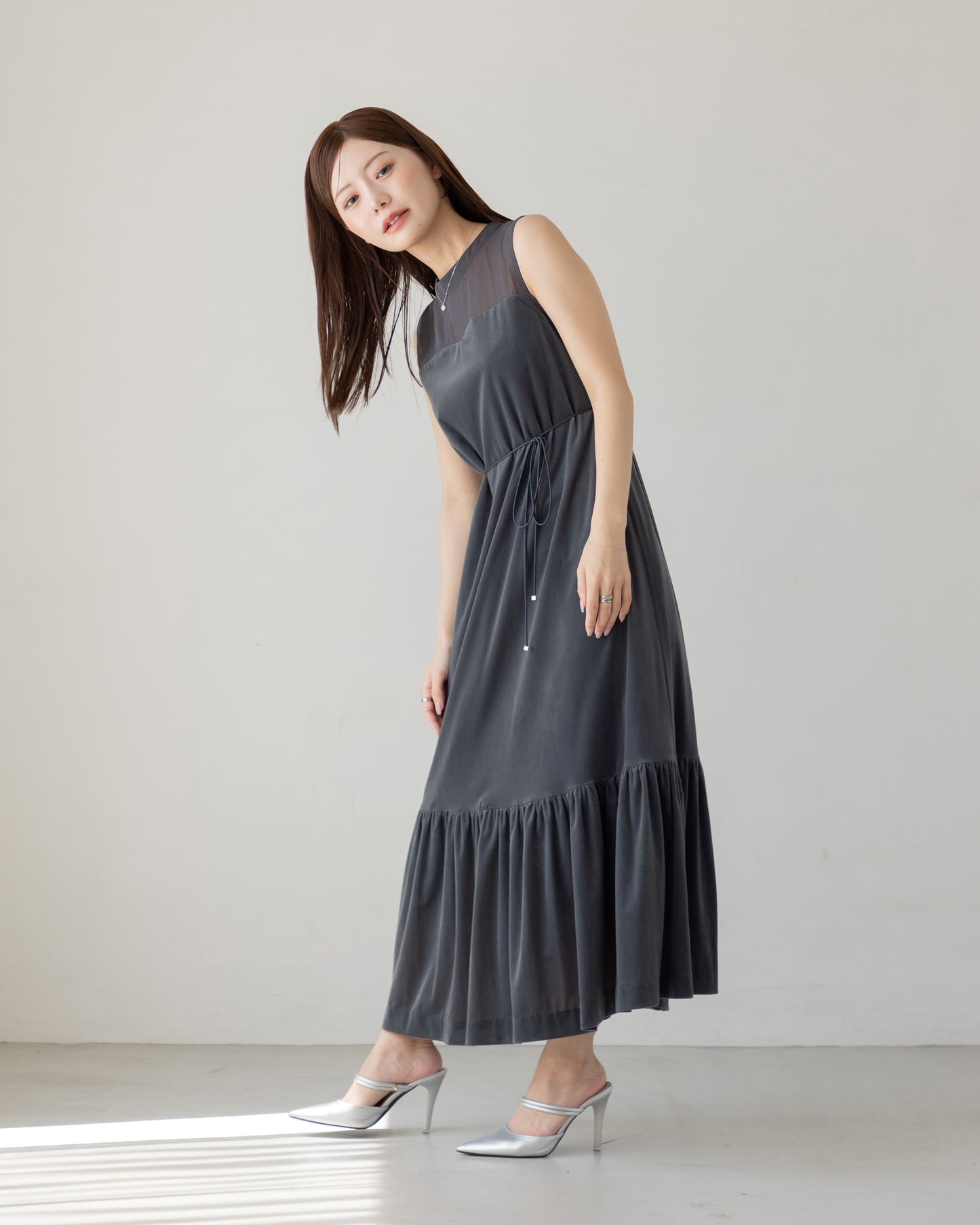【NEW ARRIVAL】ノースリーブシアーベロアワンピース