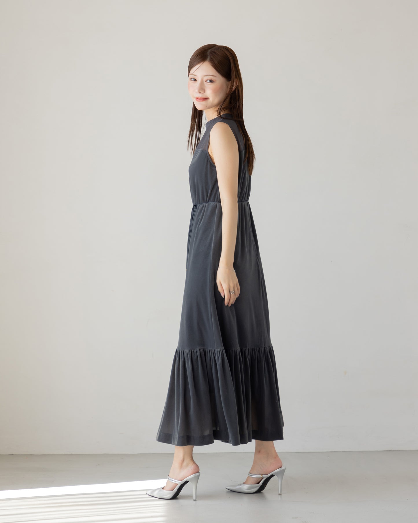 【NEW ARRIVAL】ノースリーブシアーベロアワンピース