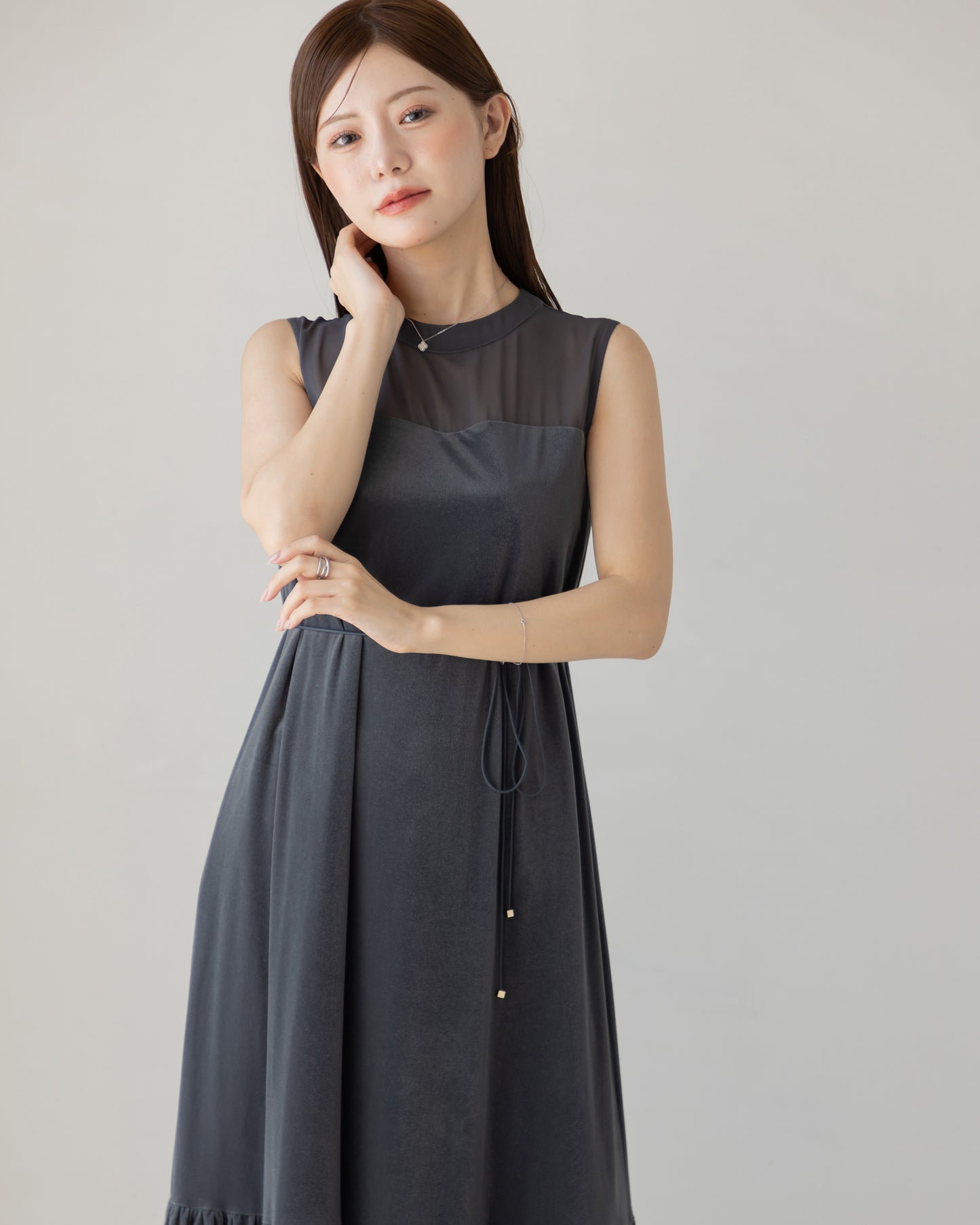 【NEW ARRIVAL】ノースリーブシアーベロアワンピース