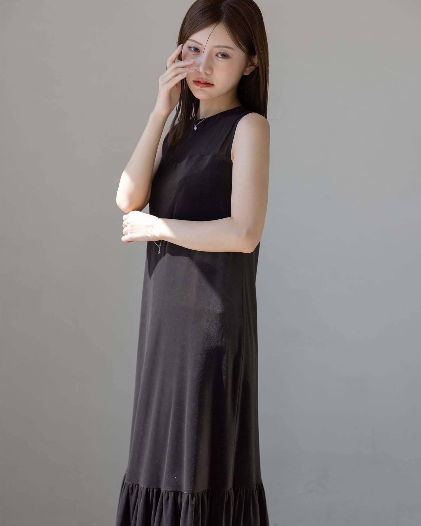 【NEW ARRIVAL】ノースリーブシアーベロアワンピース