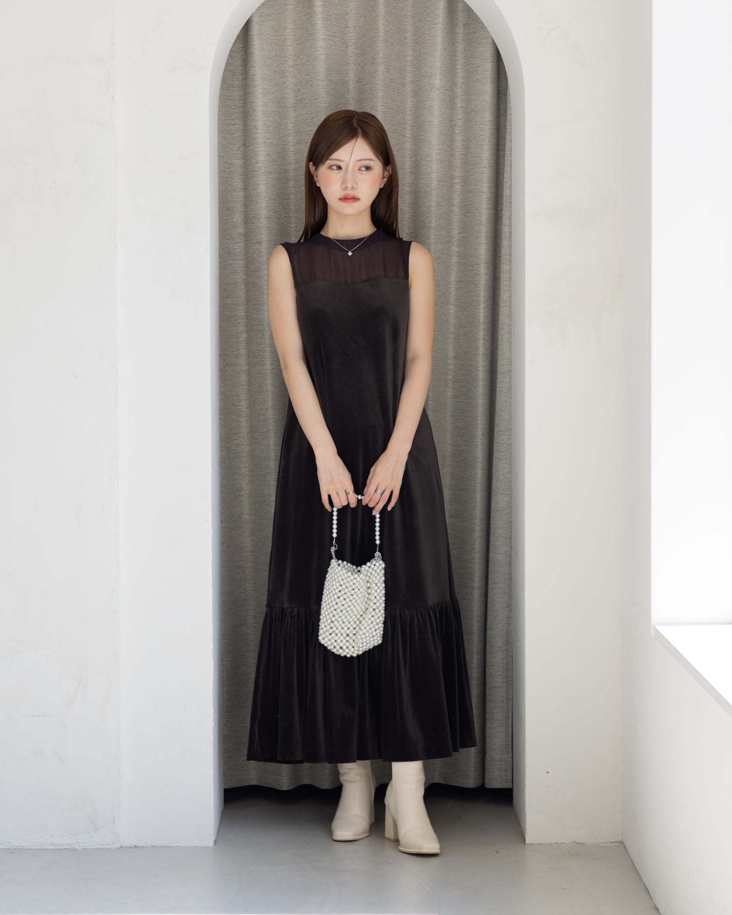 【NEW ARRIVAL】ノースリーブシアーベロアワンピース