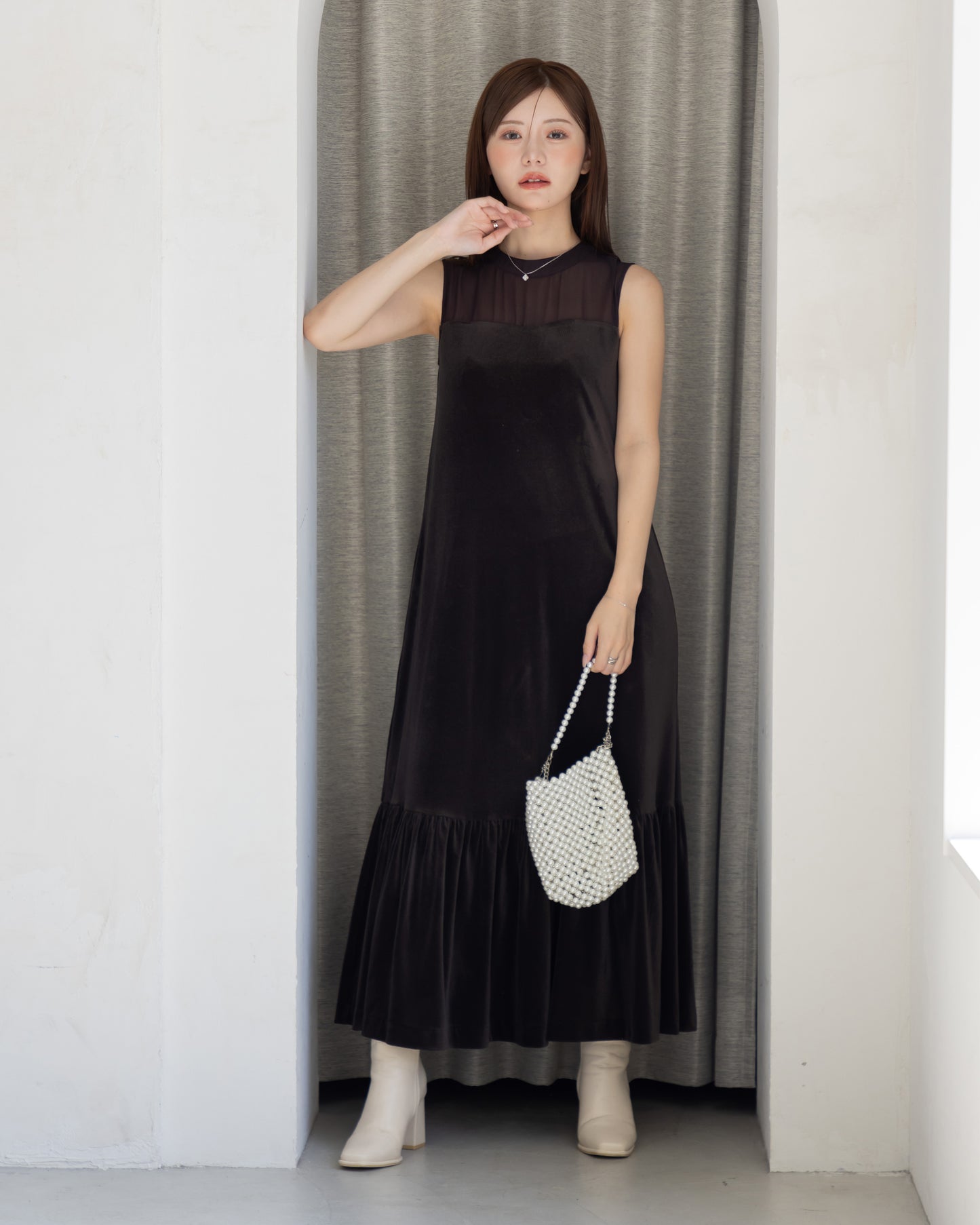 【NEW ARRIVAL】ノースリーブシアーベロアワンピース