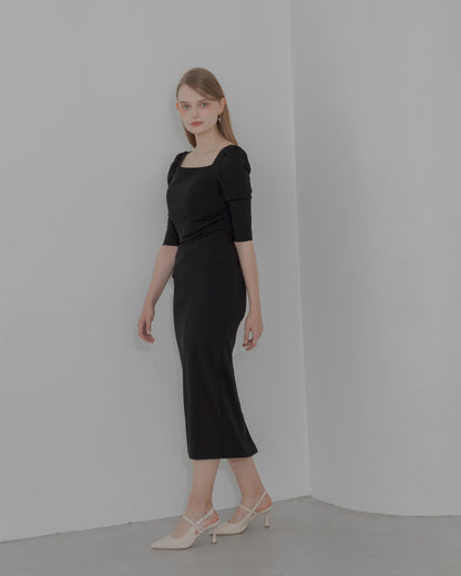 【返品OK&最短翌日配送】Drape midi dress