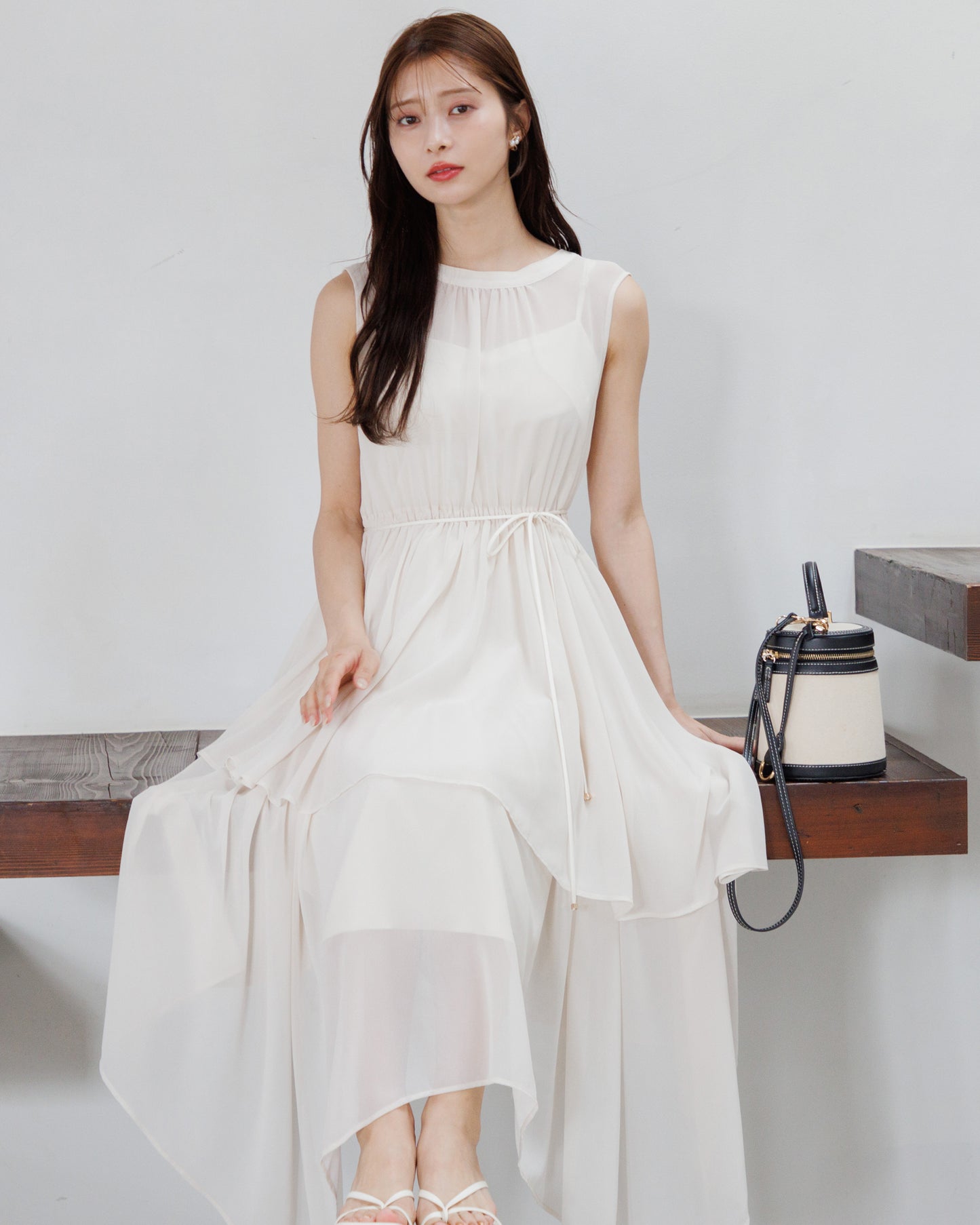 【アイボリー/予約販売】ノースリーブシフォンギャザーワンピース