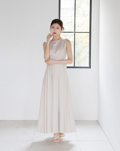 【SPECIAL 10%OFF】ノースリーブサイドカットプリーツワンピース