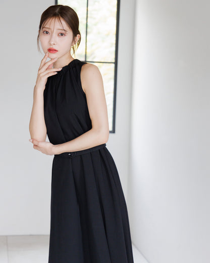 【SPECIAL 10%OFF】ホルターネックワンピース