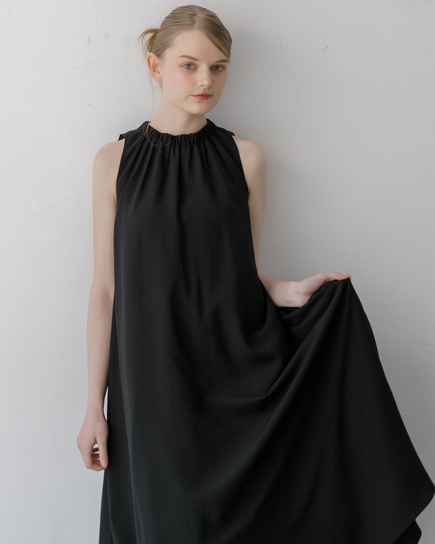 【SPECIAL 10%OFF】ホルターネックワンピース
