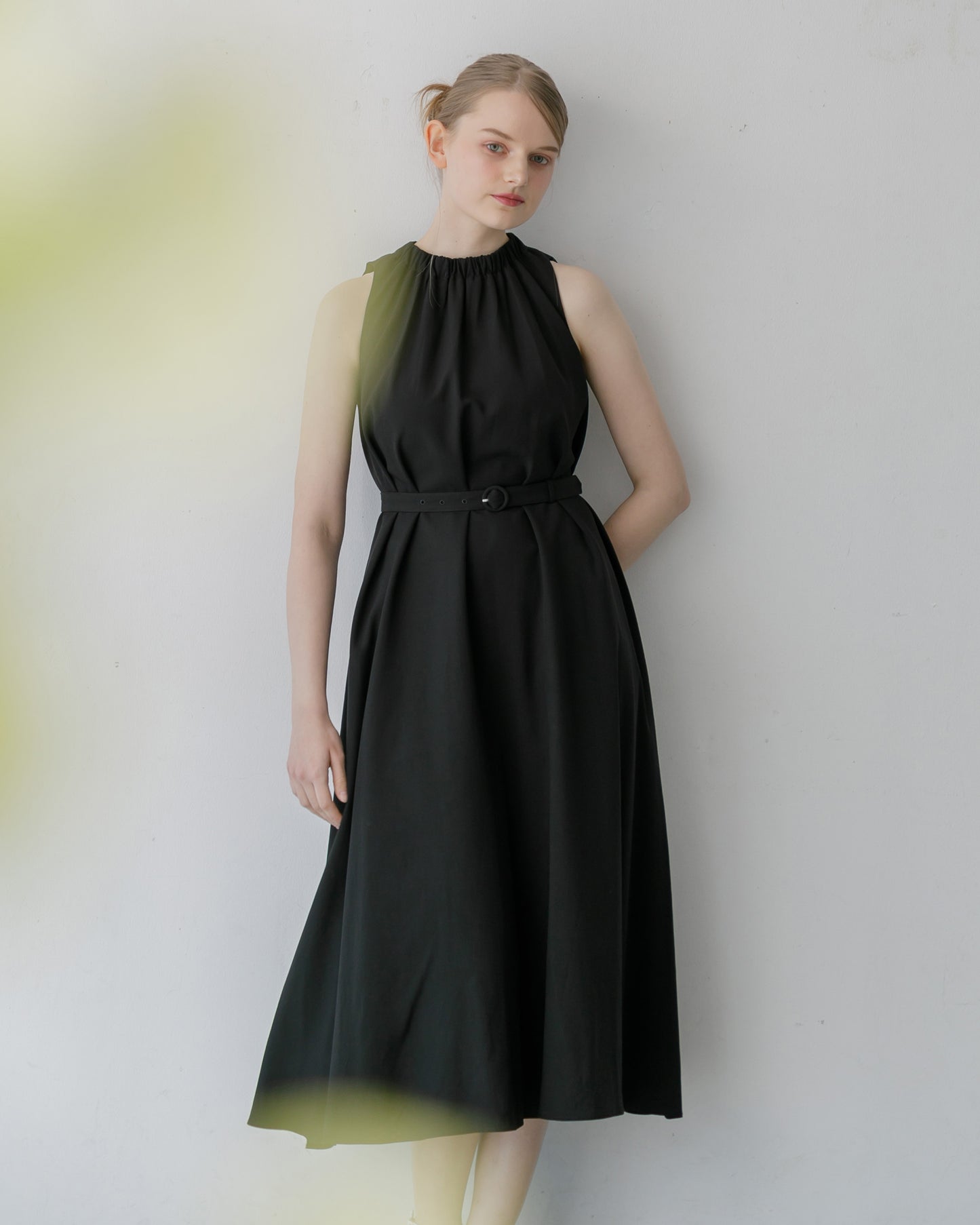 【SPECIAL 10%OFF】ホルターネックワンピース