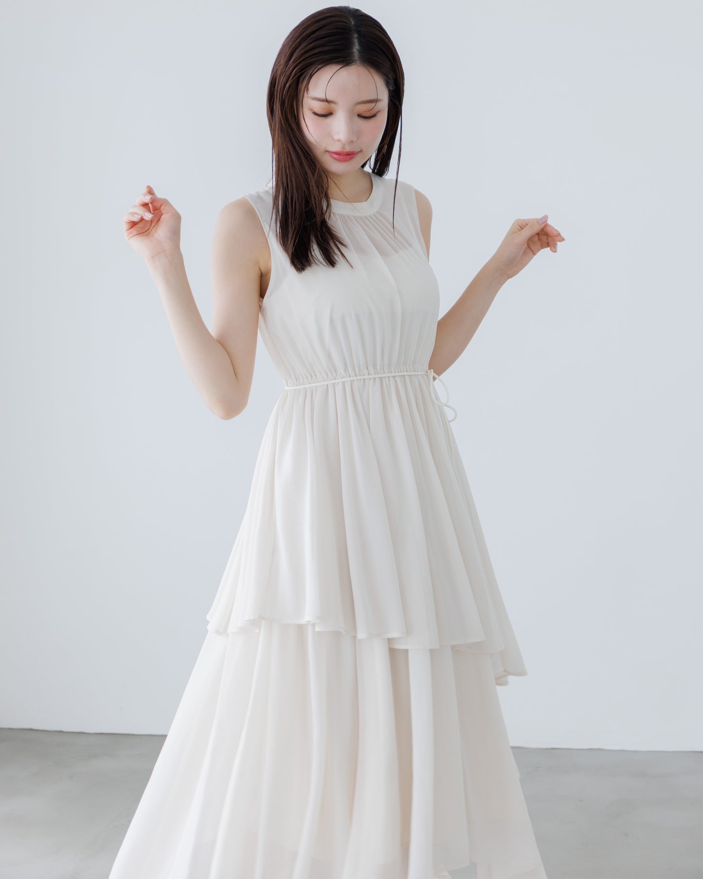 【10%OFF】ノースリーブシフォンギャザーワンピース