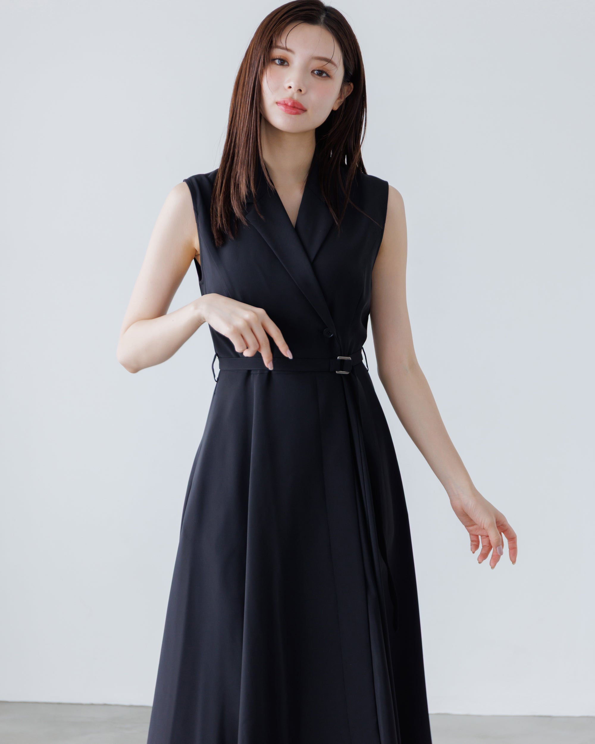 予約販売】ノースリーブトレンチジレフレアワンピース – La lune