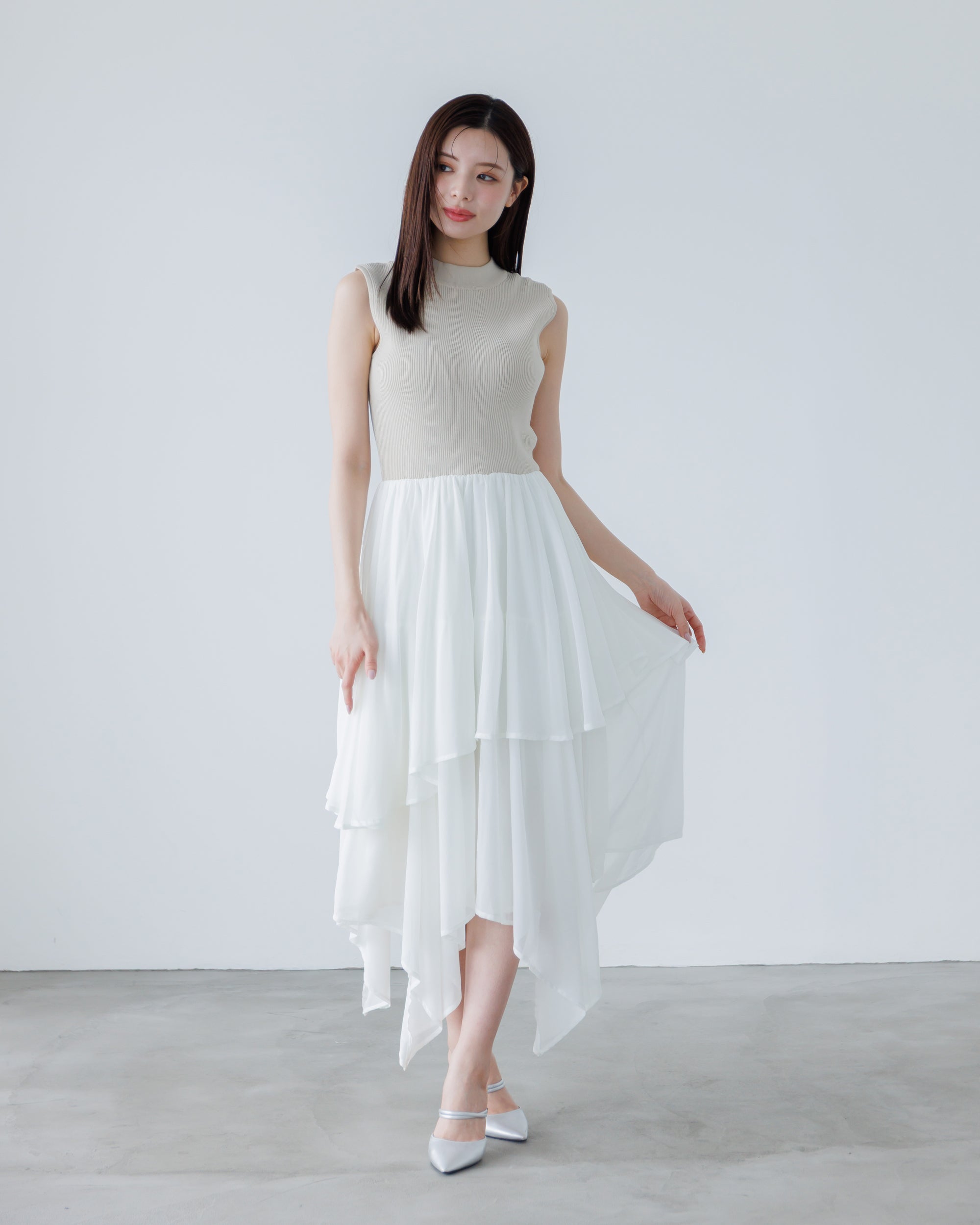 ITEM | La lune(ラリューン) | 女性のためのワンピースブランド
