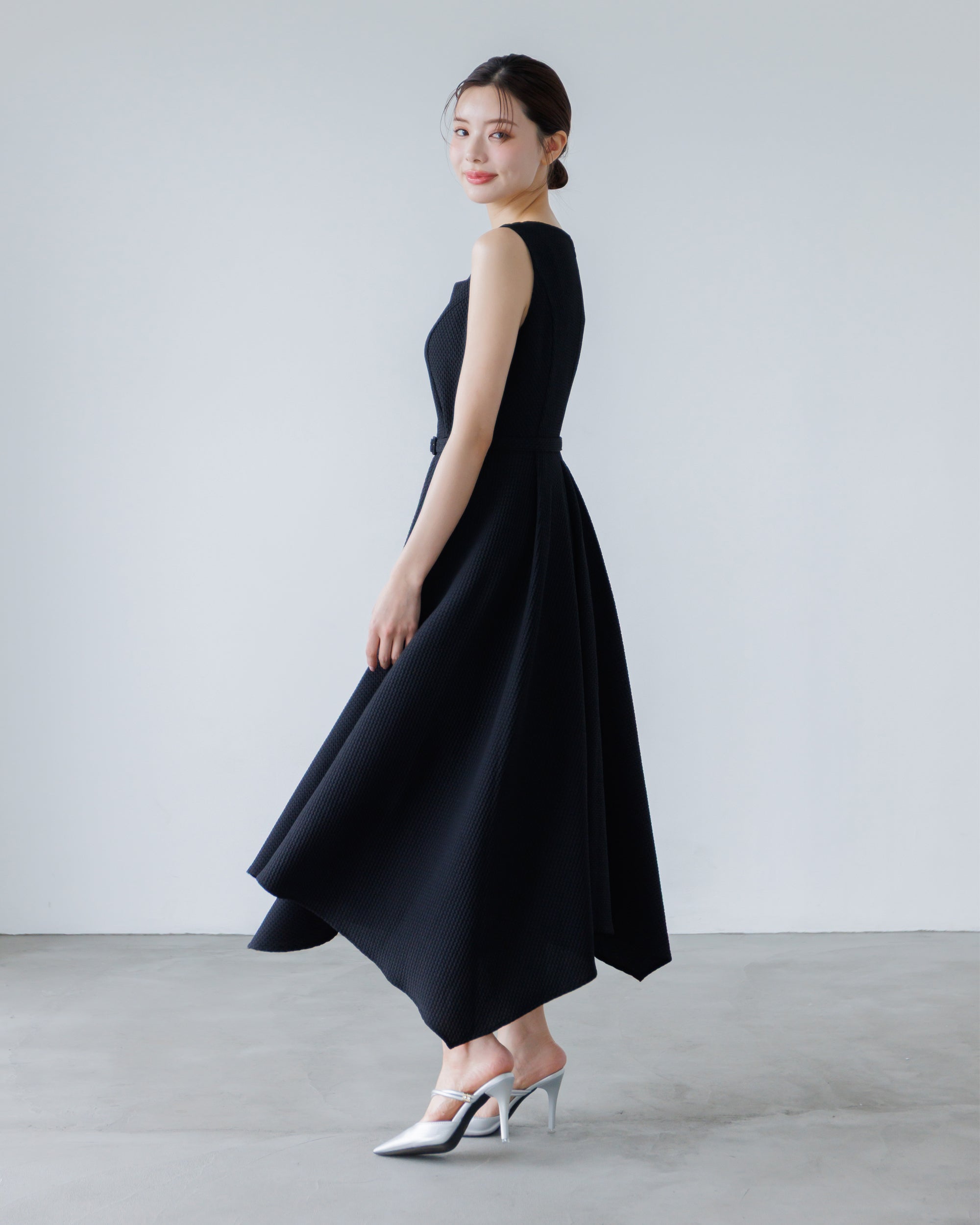 一点物。最終 Daniel jasiakアシンメトリーワンピース ノースリーブ NEW】ノースリーブジャガードアシンメトリーワンピース – La lune