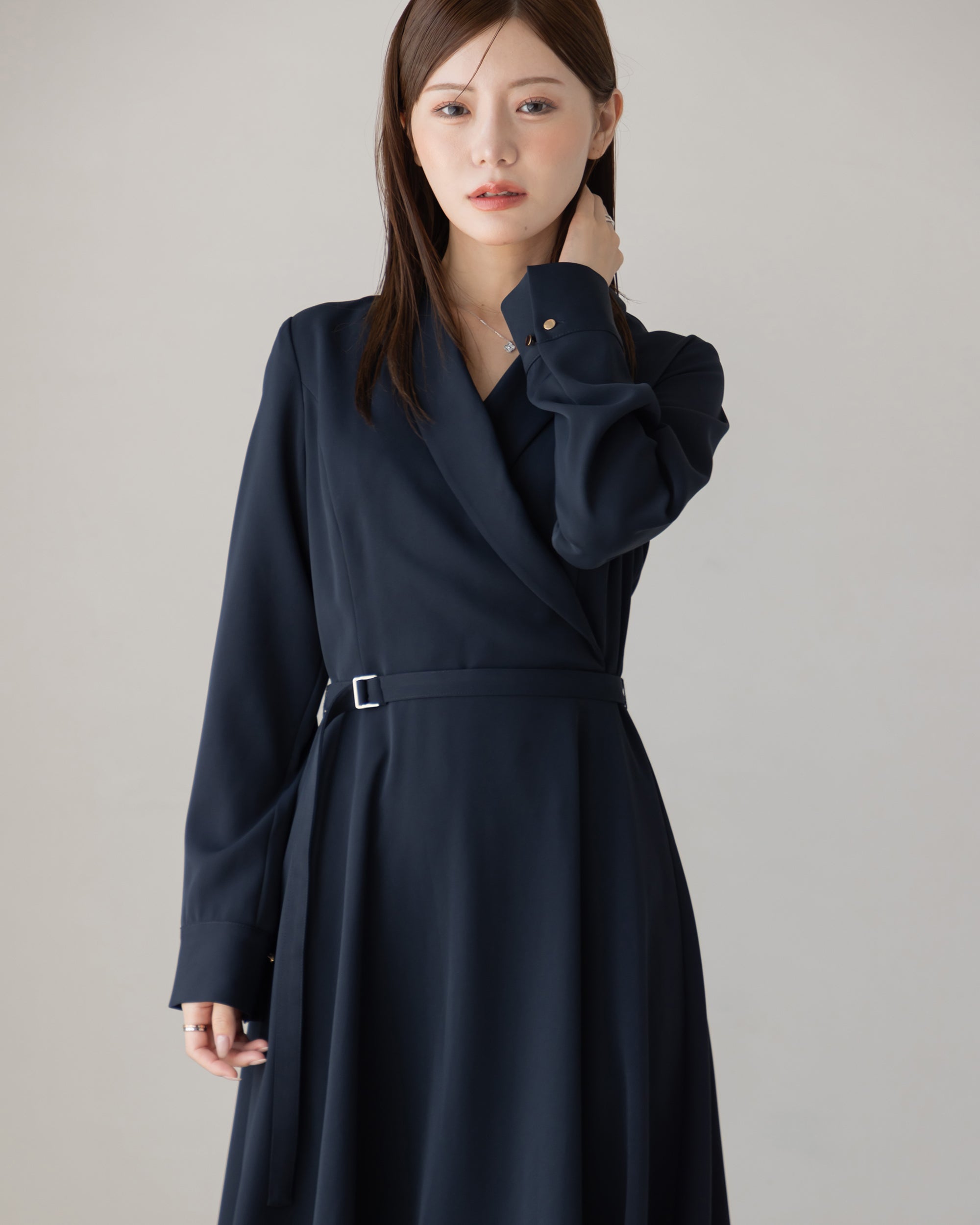 NEW ARRIVAL】ロングスリーブトレンチフレアワンピース – La lune